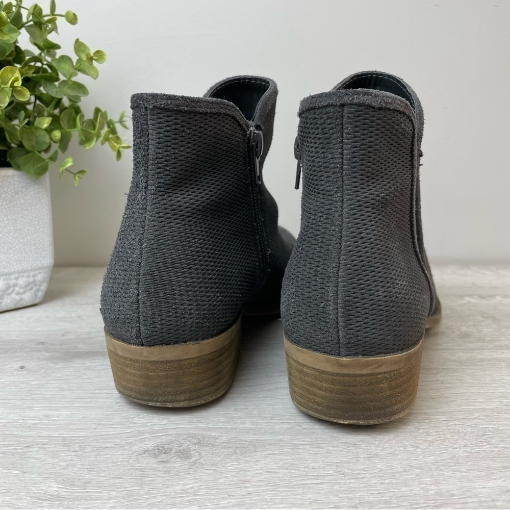 KENSIE Gerona Gray Suede Booties Size 8.5M - Picture 3 of 10